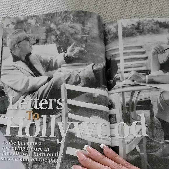 John Wayne Collector's Edition Magazine - Picture 5 of 7